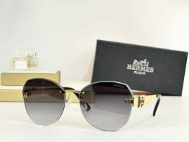 Picture of Hermes Sunglasses _SKUfw74834779fw